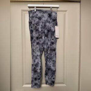 Authentic Lululemon Align 25” Pant NWT